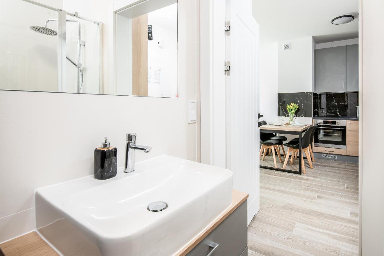 5D Apartamenty Fredry 2/36 Kołobrzeg Exteriör bild